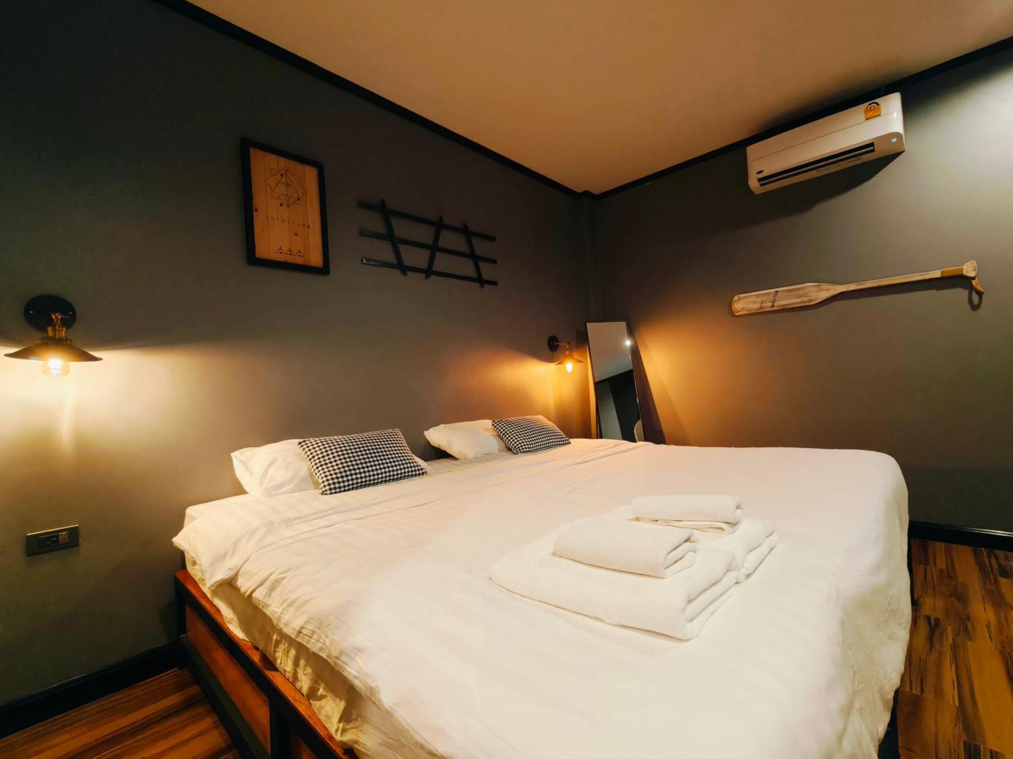 Lanta Chaolay Hostel เกาะลันตา ภายนอก รูปภาพ